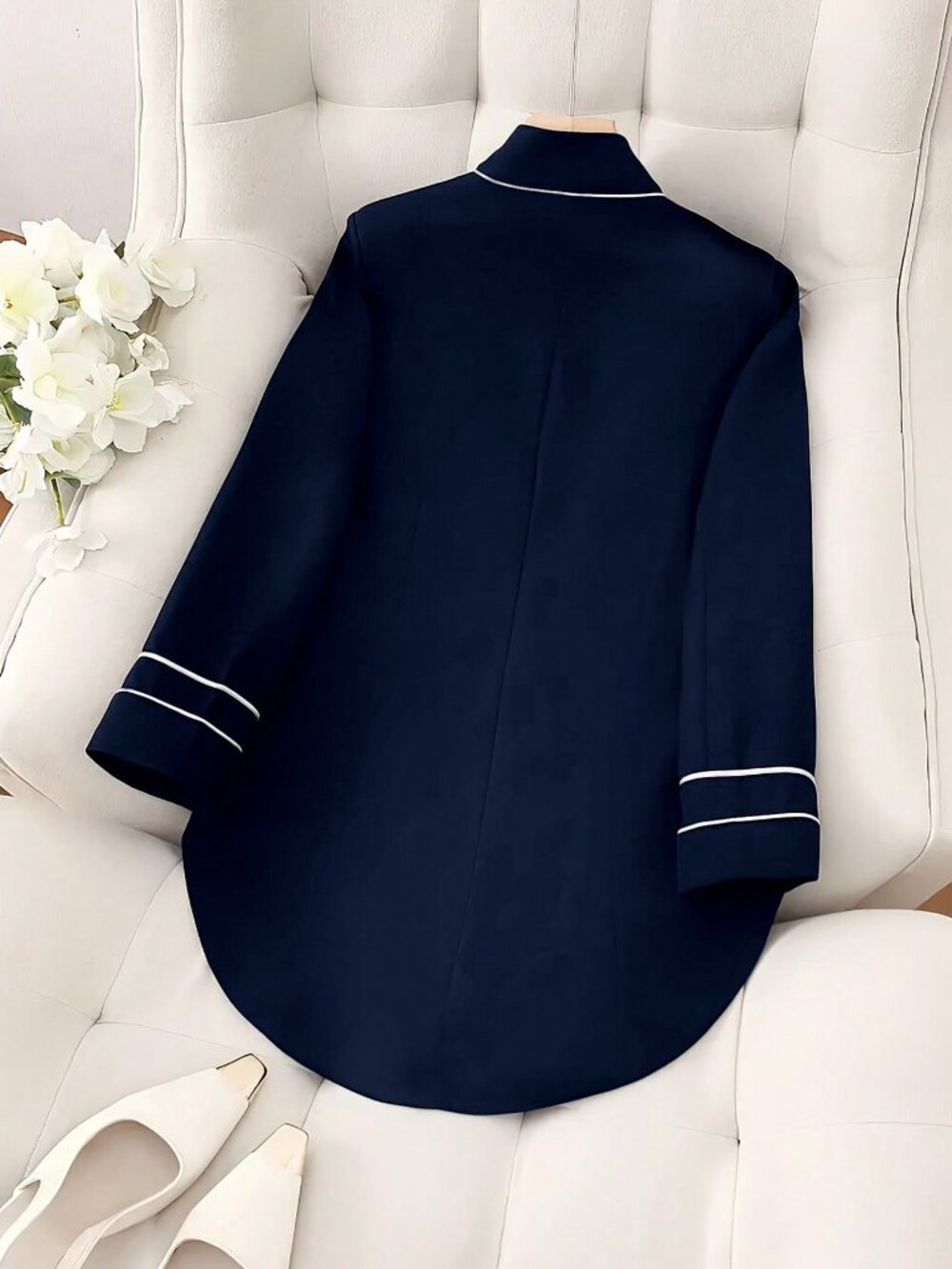 Navy Blue Elegant Women's Double-Breasted Slim Fit Blazer - Picture 2 of 5